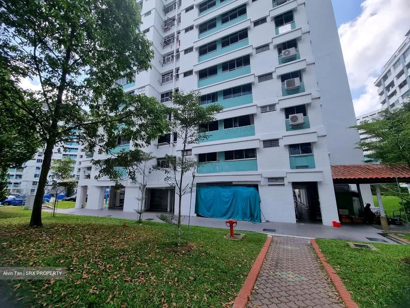 Jurong West Street 91 (D22), Shop House #558611681